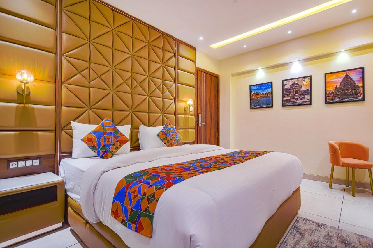 Fabhotel Benchmark Indore Esterno foto