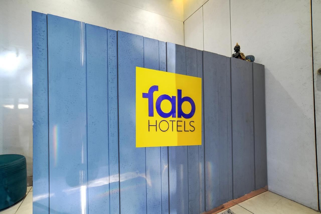 Fabhotel Benchmark Indore Esterno foto