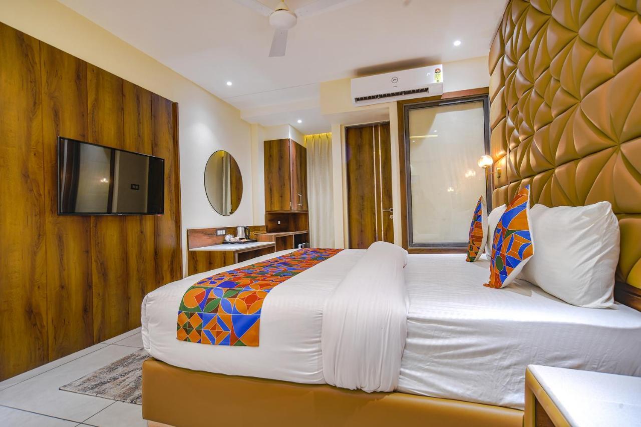 Fabhotel Benchmark Indore Esterno foto