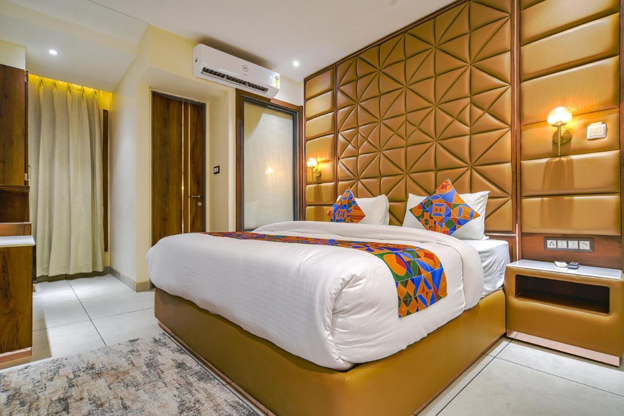 Fabhotel Benchmark Indore Esterno foto